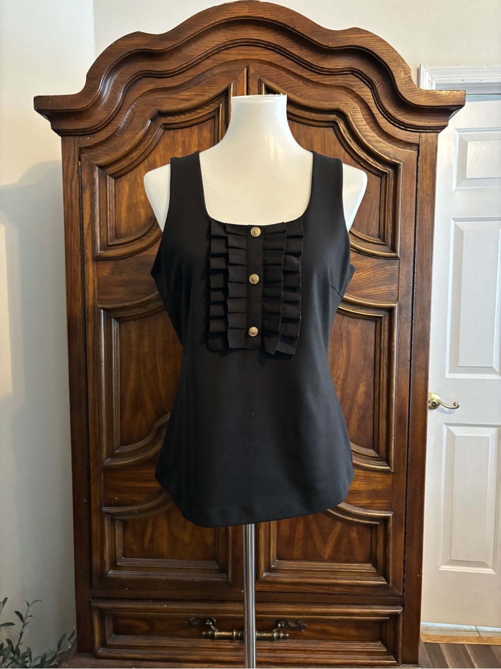 Vertigo tank top